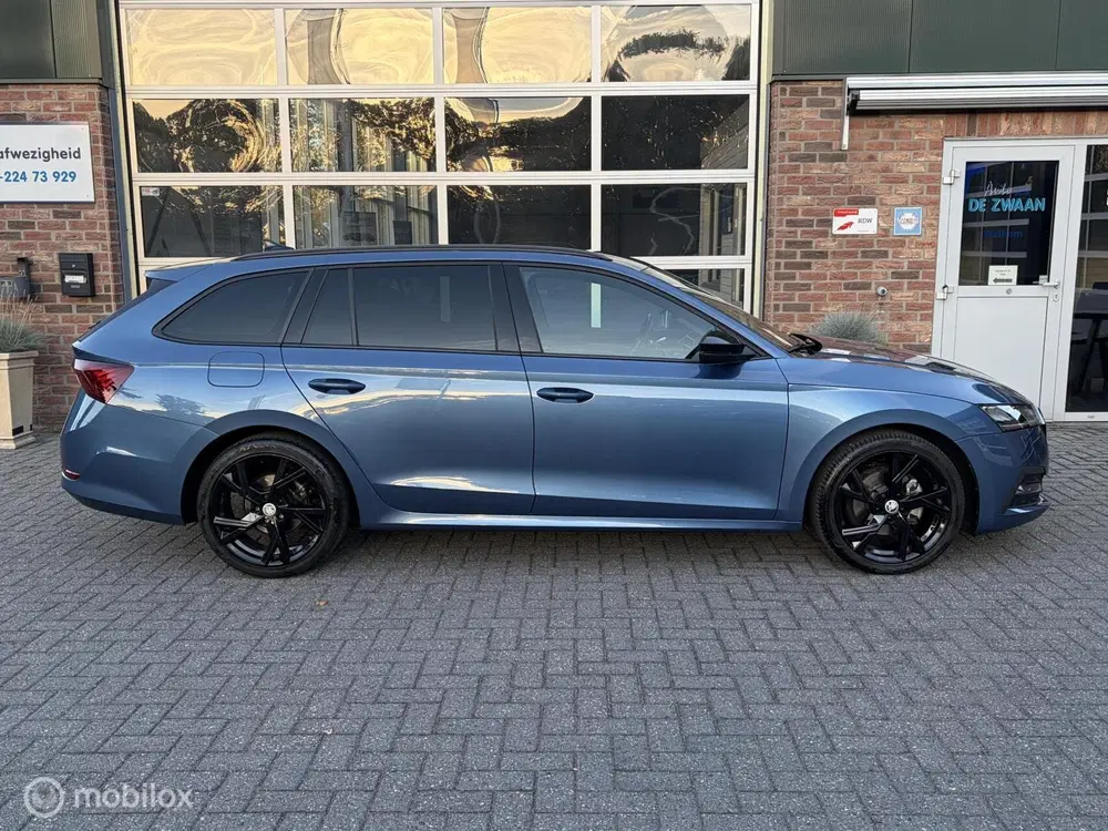 Skoda Octavia 1.0 TSI Sport Business uit 2021, foto 5