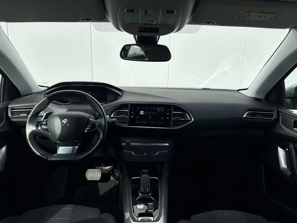 Peugeot 308 1.2 PureTech Blue Lease Allure Automaat I uit 2021, foto 12