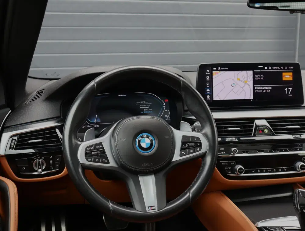 BMW 5-serie 530e M Sport uit 2023, foto 14