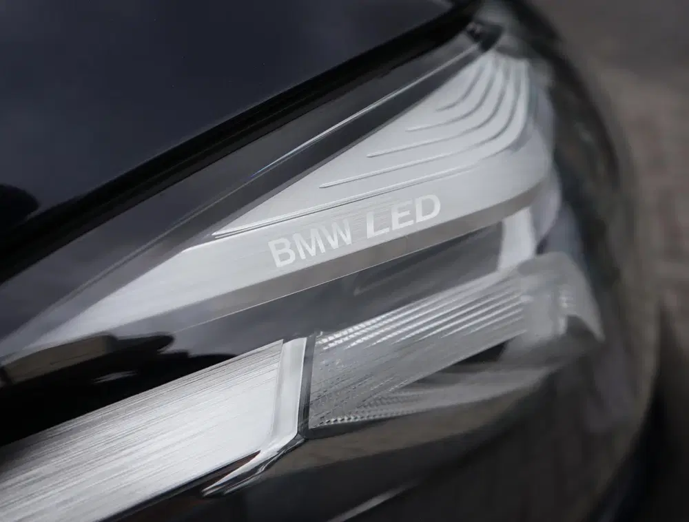 BMW 5-serie 530e M Sport uit 2023, foto 8