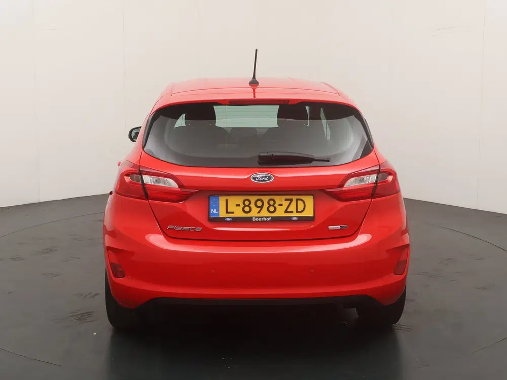 Ford Fiesta EcoBoost Hybrid 125pk Titanium uit 2021, foto 4