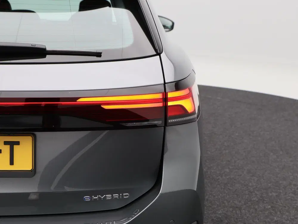 Volkswagen Passat 1.5 eHybrid 204 Pk Business uit 2025, foto 13