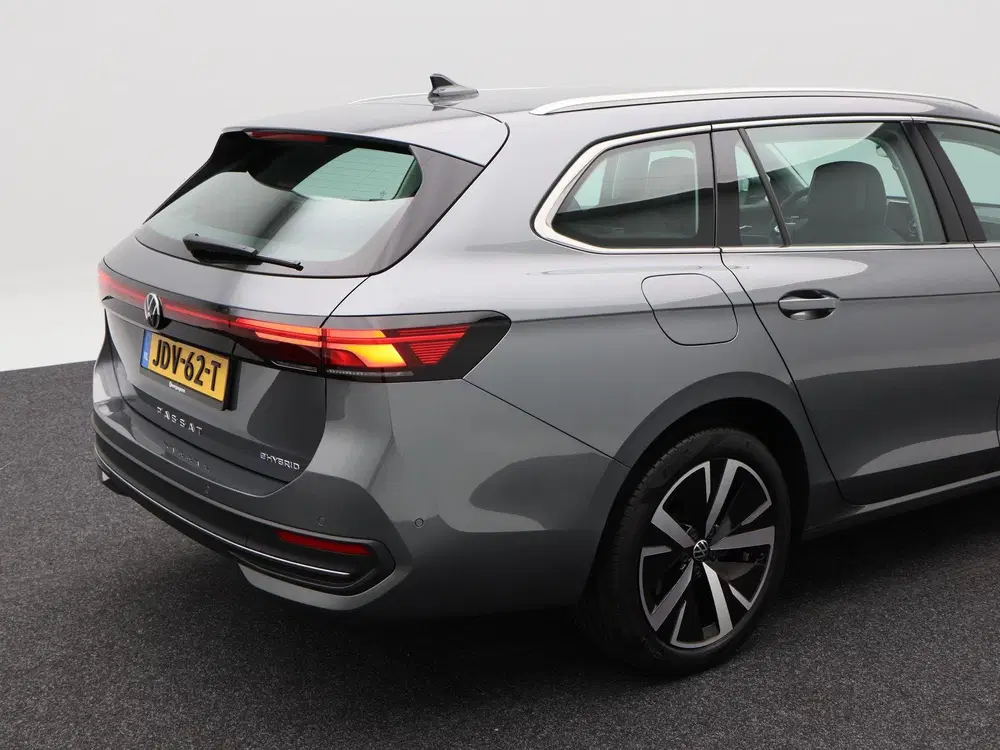 Volkswagen Passat 1.5 eHybrid 204 Pk Business uit 2025, foto 14