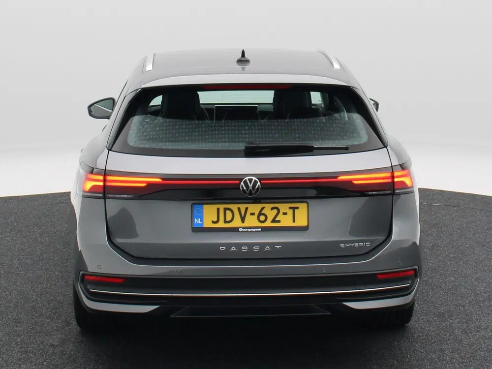 Volkswagen Passat 1.5 eHybrid 204 Pk Business uit 2025, foto 6