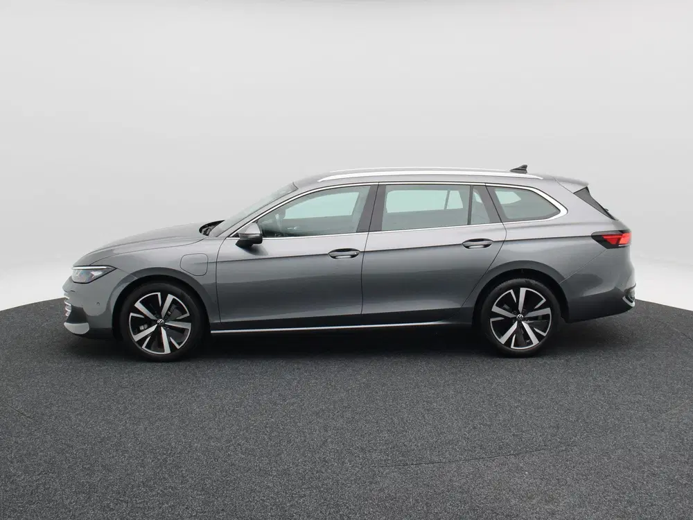 Volkswagen Passat 1.5 eHybrid 204 Pk Business uit 2025, foto 8