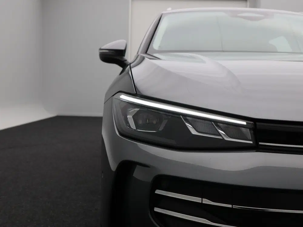 Volkswagen Passat 1.5 eHybrid 204 Pk Business uit 2025, foto 9