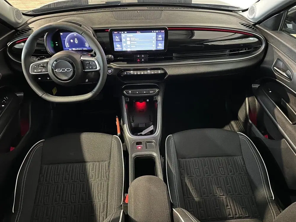 Fiat 600 1.2 HYBRID URBAN l NAP l AUTOMAAT l CARPLA uit 2025, foto 14