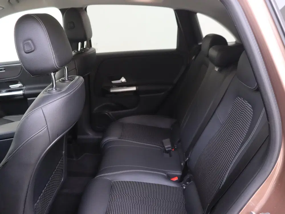 Mercedes-Benz B-Klasse 250 e AMG Line uit 2022, foto 7