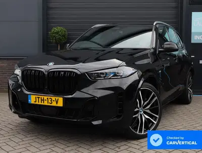 BMW X5 xDrive50e M-sport uit 2023