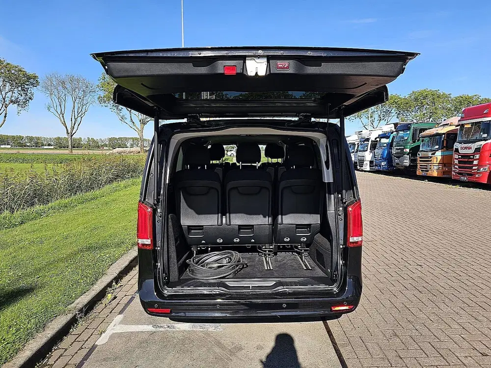 Mercedes-Benz EQV 300 ExtraLang L3 8 Persoons 2x Elektrische uit 2024, foto 13