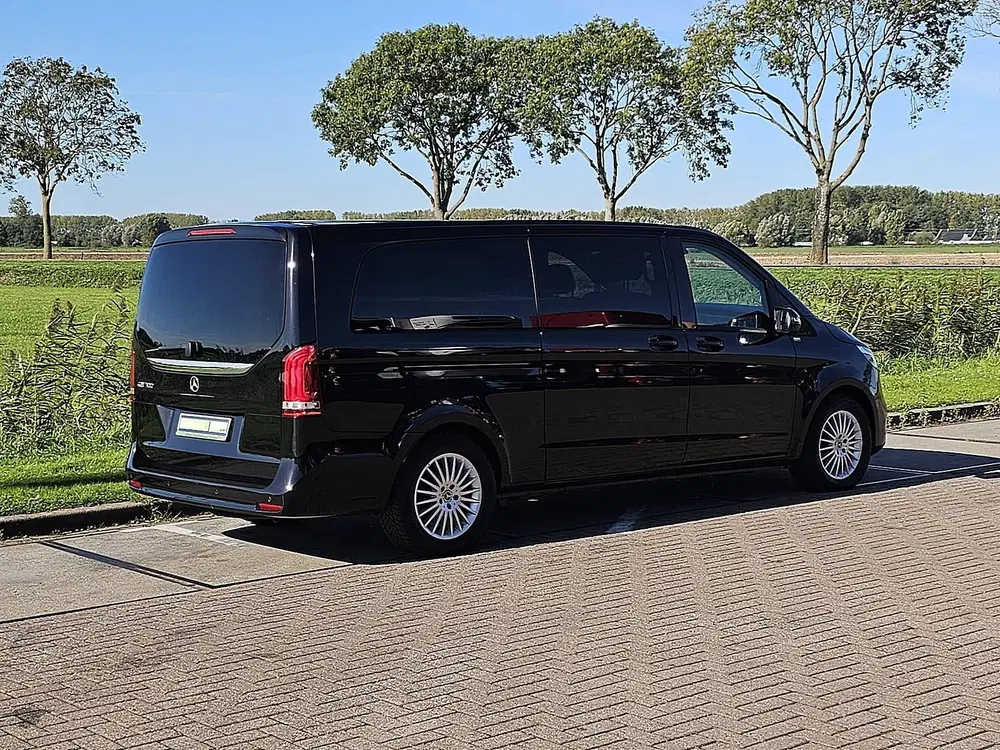 Mercedes-Benz EQV 300 ExtraLang L3 8 Persoons 2x Elektrische uit 2024, foto 3