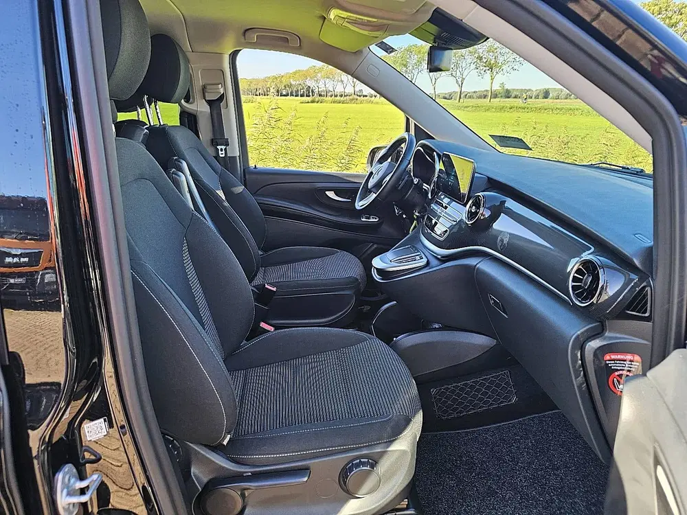 Mercedes-Benz EQV 300 ExtraLang L3 8 Persoons 2x Elektrische uit 2024, foto 7