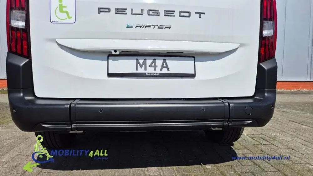 Peugeot Rifter NIEUWE Elektrische Rolstoelauto uit 2026, foto 11