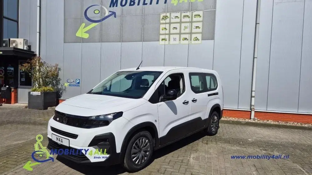 Peugeot Rifter NIEUWE Elektrische Rolstoelauto uit 2026, foto 6