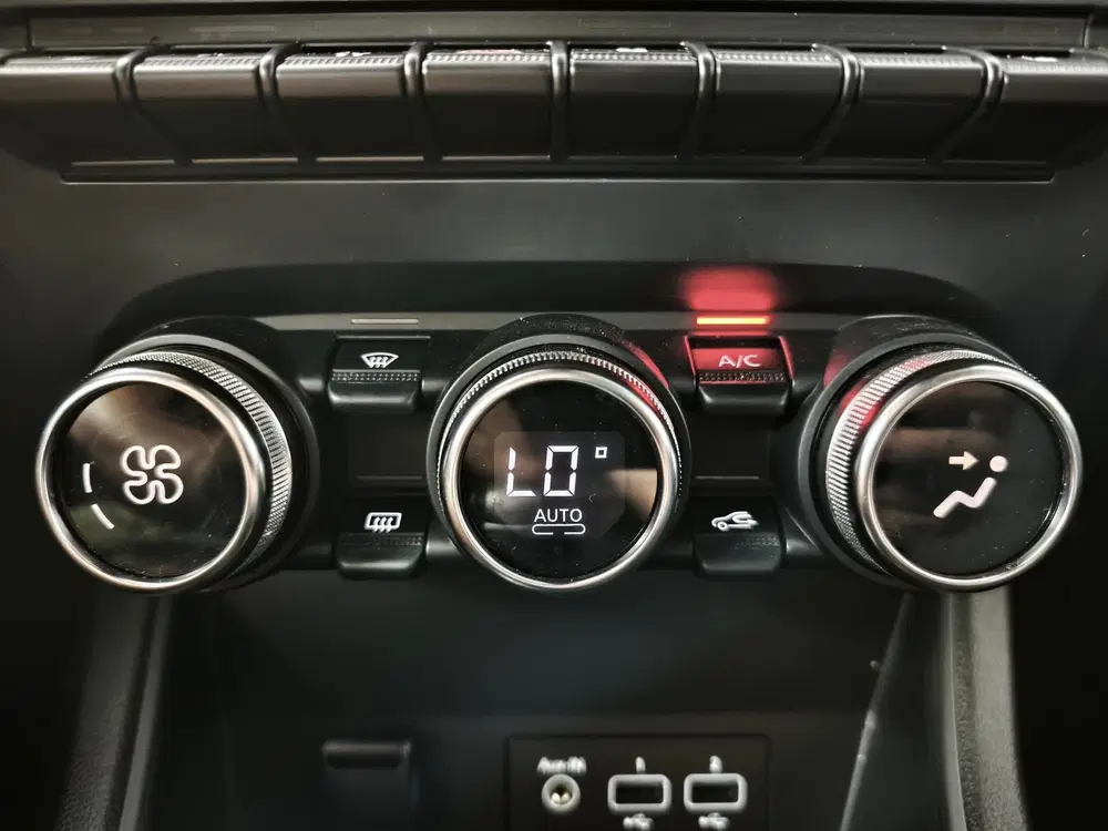 Renault Captur 1.6 E-Tech Plug-in Hybrid 160 Intens uit 2022, foto 13