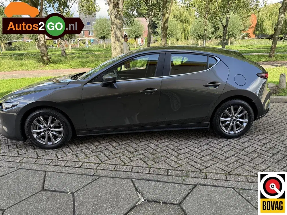 Mazda 3 2.0 e-SkyActiv-G M Hybrid 122 uit 2019, foto 2