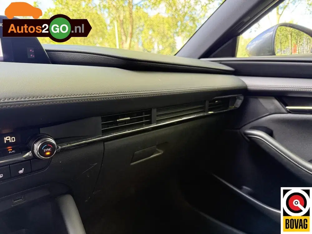 Mazda 3 2.0 e-SkyActiv-G M Hybrid 122 uit 2019, foto 5