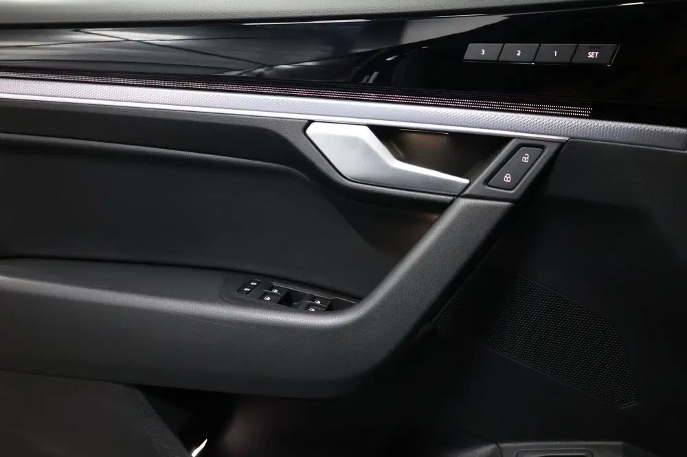 Volkswagen Touareg 3.0 TSi eHybrid 4MOTION R-line LED uit 2021, foto 14