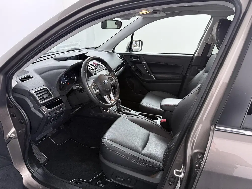 Subaru Forester 2.0 Premium AWD uit 2019, foto 6