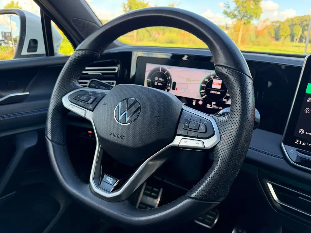 Volkswagen Tiguan 1.5 eHybrid R-Line Edition uit 2024, foto 14