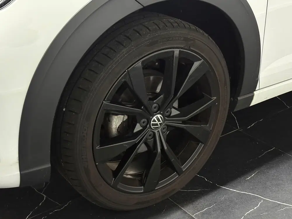 Volkswagen Taigo 1.0 TSI R-Line Pano Keyless Trekhaak Camer uit 2022, foto 8