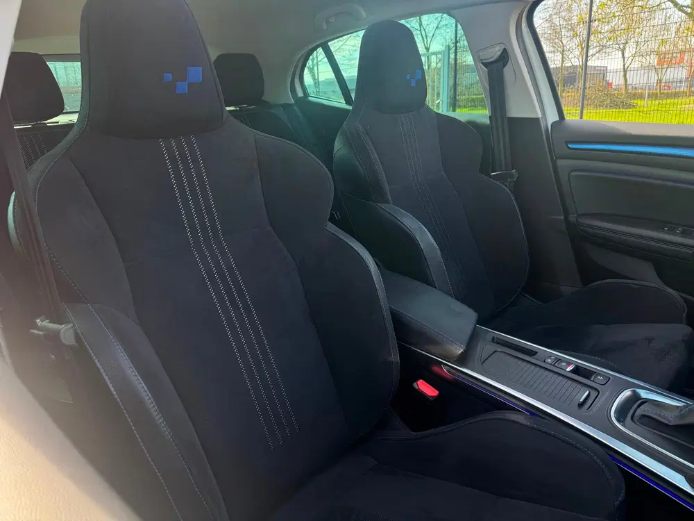 Renault Megane 1.3 TCe GT-Line Aut Panodak LED Camera uit 2019, foto 13