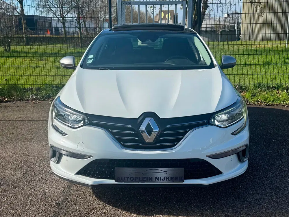 Renault Megane 1.3 TCe GT-Line Aut Panodak LED Camera uit 2019, foto 5