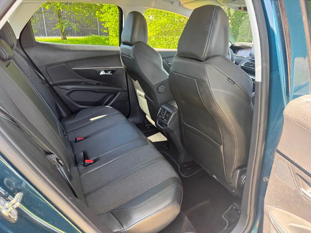 Peugeot 3008 1.2 Turbo 130 Automaat Allure Leder NW Mod uit 2021, foto 15