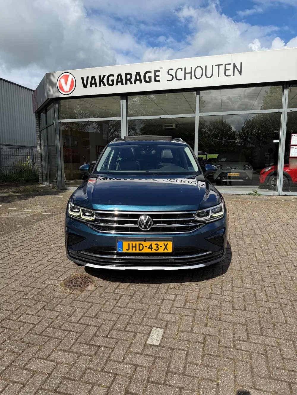 Volkswagen Tiguan 1.4 TSI eHybrid Elegance Business+ uit 2021, foto 3