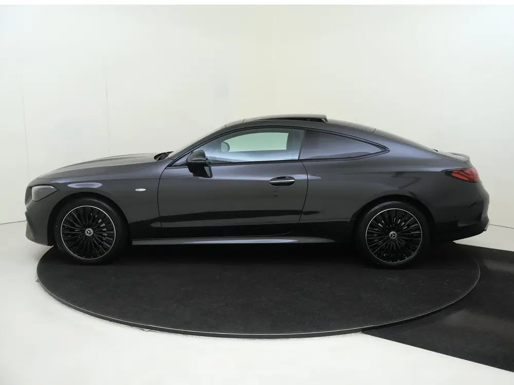 Mercedes-Benz CLE CLE Coupé 300 e AMG Line Panoramadak uit 2025, foto 8