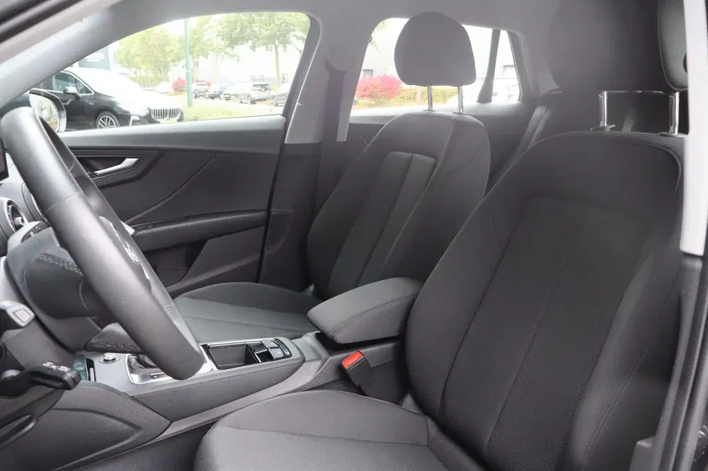 Audi Q2 35 TFSI Advanced edition uit 2024, foto 11
