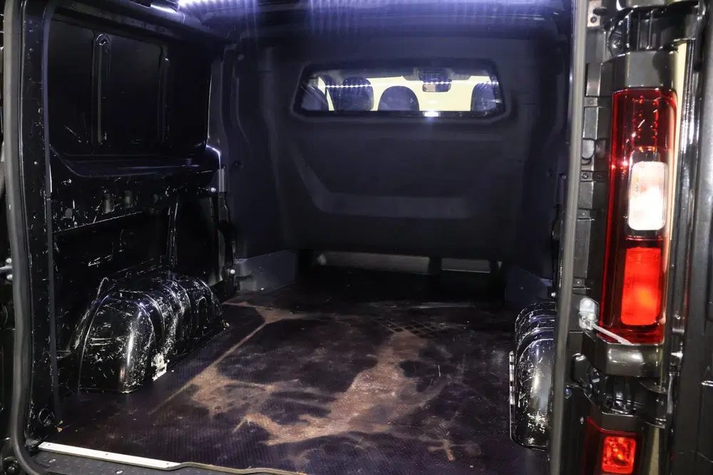 Renault Trafic 2.0 dCi 170pk L2 H1 DC Luxe Automaat uit 2024, foto 15