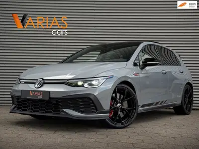 Volkswagen Golf 2.0 TSI GTI CLUBSPORT Akra Pano 27-2-2028 uit 2023
