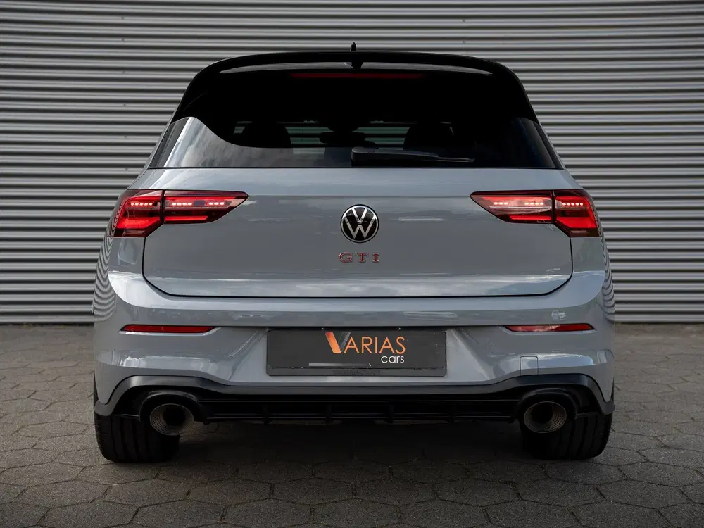 Volkswagen Golf 2.0 TSI GTI CLUBSPORT Akra Pano 27-2-2028 uit 2023, foto 14