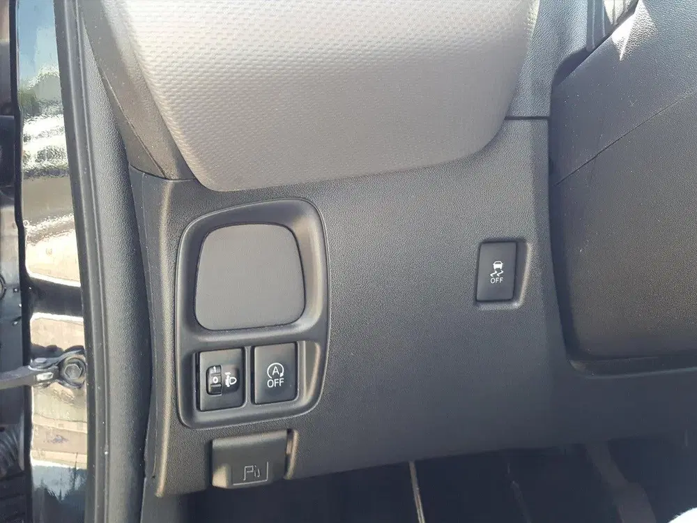 Peugeot 108 1.0 e-VTi 72pk 5D Active AIRCO uit 2021, foto 13