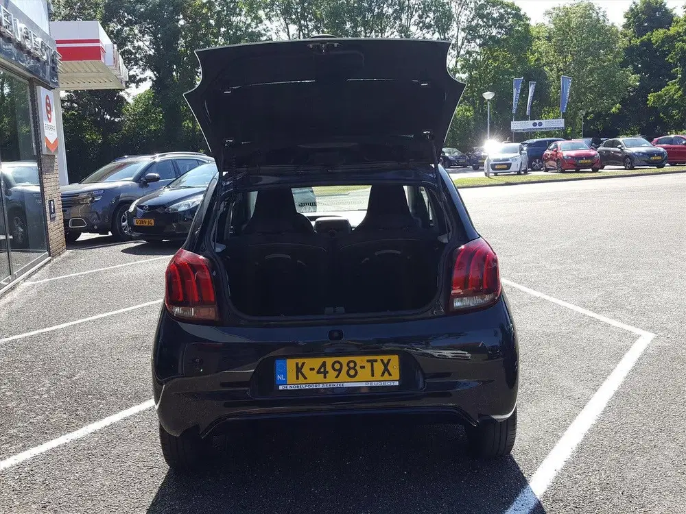 Peugeot 108 1.0 e-VTi 72pk 5D Active AIRCO uit 2021, foto 5