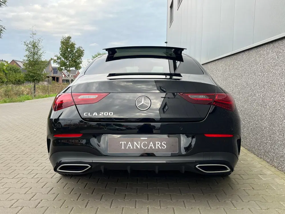 Mercedes-Benz CLA 200 AMG uit 2024, foto 5