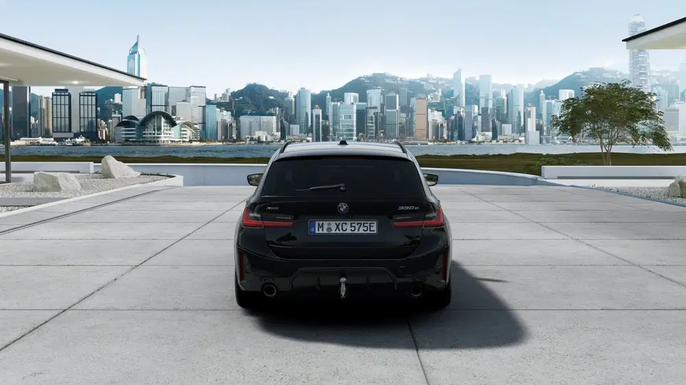 BMW 3-serie 330e xDrive M Sport Automaat uit 2026, foto 4