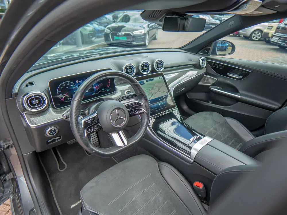 Mercedes-Benz C-Klasse 300 AMG Line uit 2021, foto 12