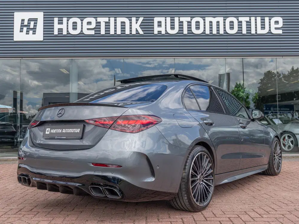 Mercedes-Benz C-Klasse 300 AMG Line uit 2021, foto 2