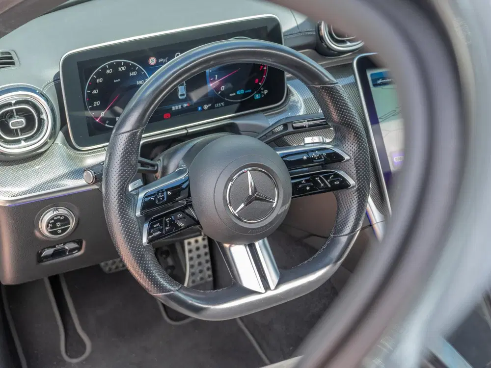 Mercedes-Benz C-Klasse 300 AMG Line uit 2021, foto 6