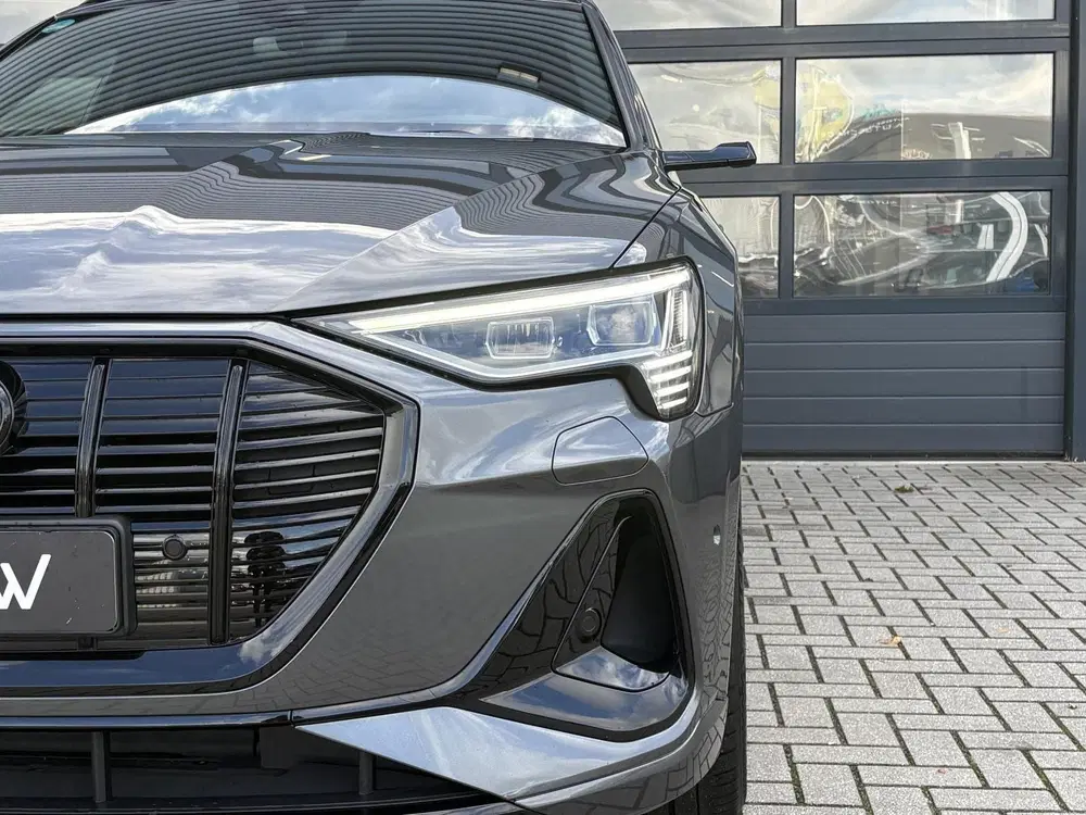Audi e-tron 55 408pk quattro S edition 95 kWh uit 2021, foto 10