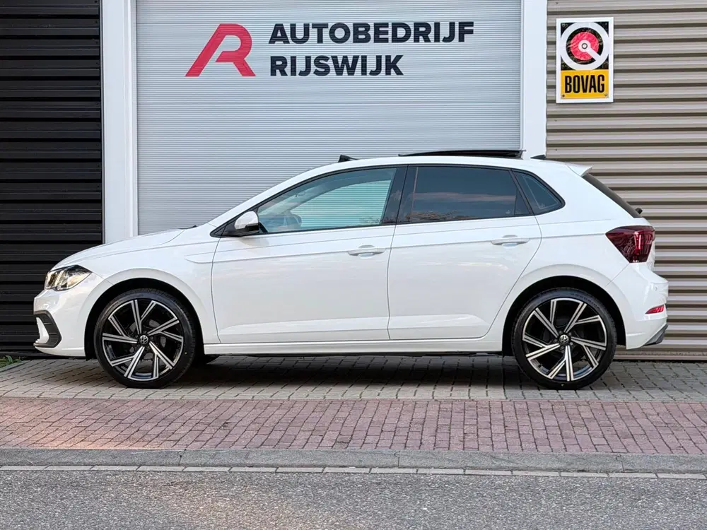Volkswagen Polo 1.0 TSI Life Pano uit 2022, foto 2