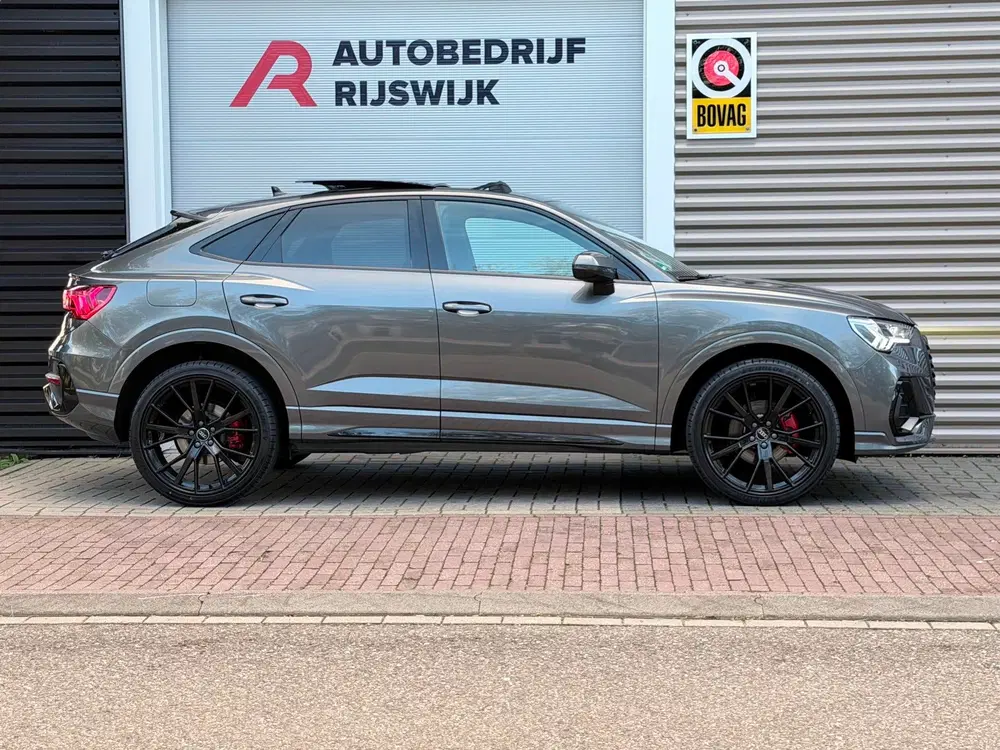 Audi Q3 35 TFSI S Edition Competition Pano uit 2024, foto 5