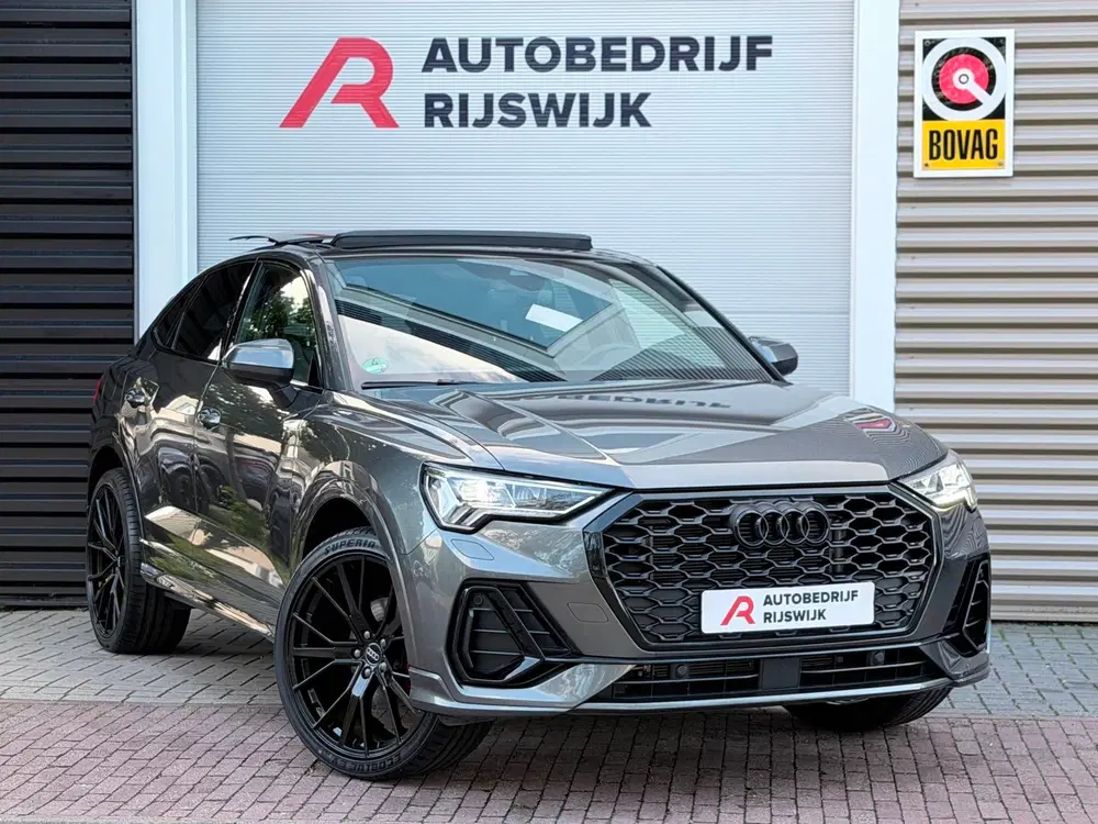 Audi Q3 35 TFSI S Edition Competition Pano uit 2024, foto 6