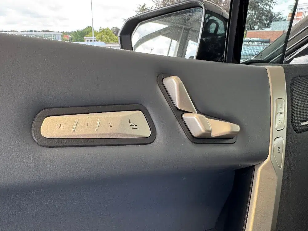 BMW iX Xdrive50 524pk uit 2022, foto 15