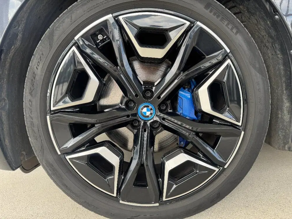 BMW iX Xdrive50 524pk uit 2022, foto 9
