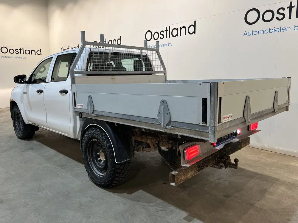 Toyota Hilux 2.4 D-4D Double Cab 150 PK 4X4 uit 2021, foto 3
