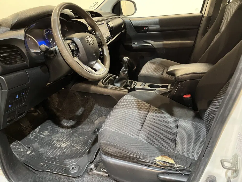 Toyota Hilux 2.4 D-4D Double Cab 150 PK 4X4 uit 2021, foto 4