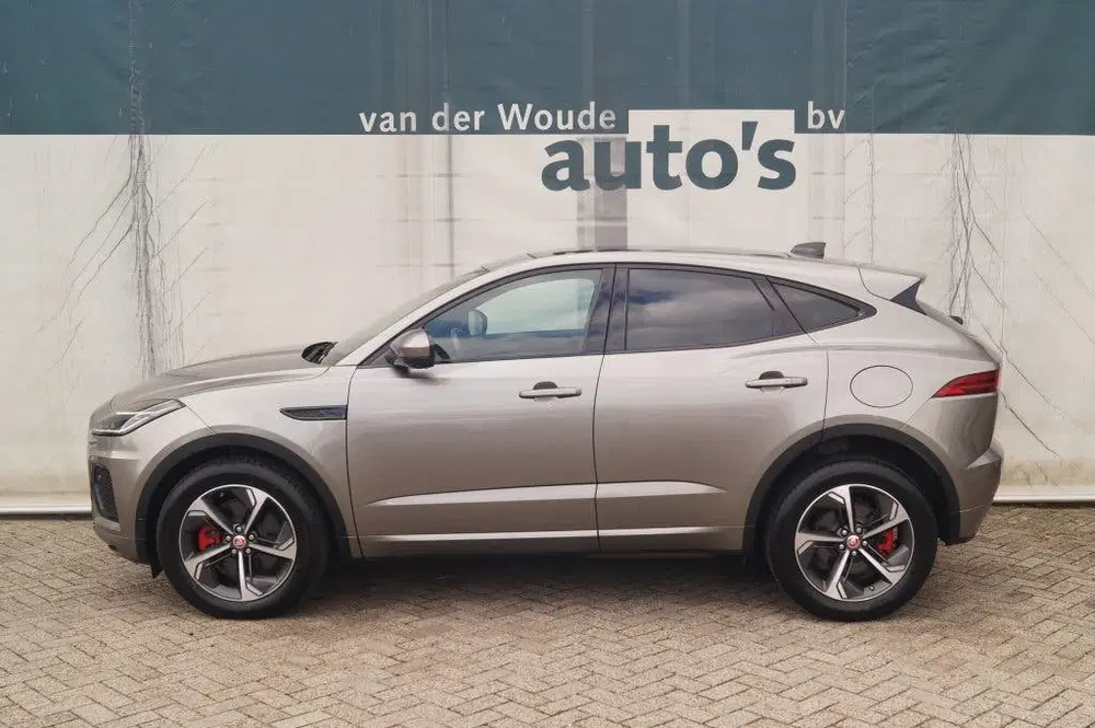 Jaguar E-Pace 1.5 P300e AWD R-Dynamic HSE -LEER-PANO-CAM uit 2021